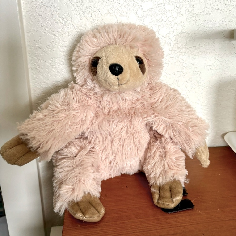 Sloth Stuffed Animal 🤎